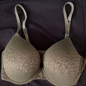Victoria’s Secret Bra